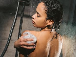 Sehabis Mandi Air Hangat, Kenapa Tubuh Malah Menggigil? Sehabis Mandi Air Hangat, Kenapa Tubuh Malah Menggigil?