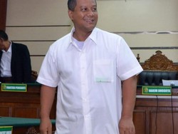 Korupsi Izin Tower, Mantan Bupati Mojokerto Divonis 8 Tahun Penjara