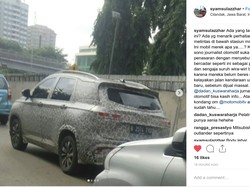 SUV Wuling Almaz Lagi Jalan-jalan di Jakarta
