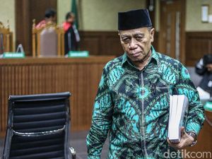 KPK Jebloskan Eks Anggota DPR Amin Santono ke Lapas Sukamiskin KPK Jebloskan Eks Anggota DPR Amin Santono ke Lapas Sukamiskin