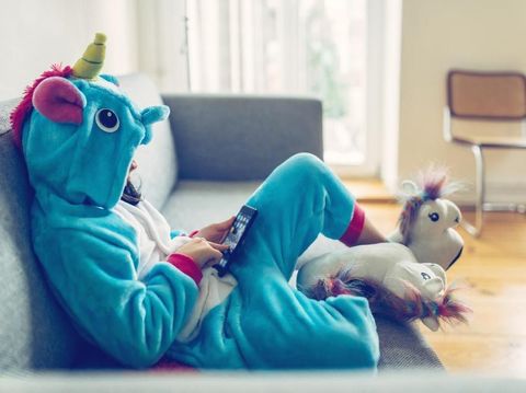Bunda, Terapkan 4 Aturan Penting Jika Anak Ingin Bermain Sosmed