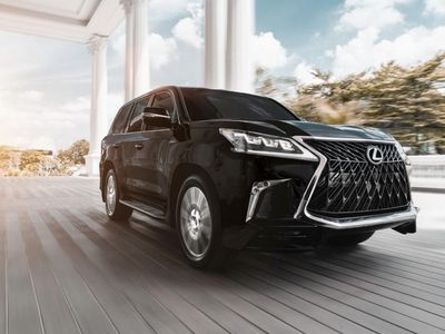 Pak Prabowo, Mobil Lexusnya Ada Model Baru Nih