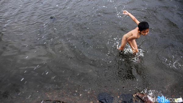 Seperti Inilah Anak-anak Seharusnya Bermain