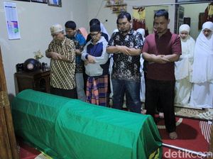 Jasad Ronaldikin Dimakamkan Besok di TPA Langonsari Bandung Jasad Ronaldikin Dimakamkan Besok di TPA Langonsari Bandung