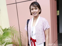 Buka Puasa Bareng Mantan Suami, Melanie Putria Sempat Merasa Canggung