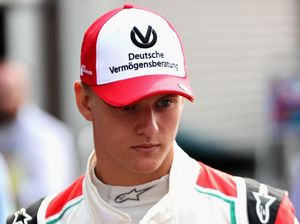 Mick Schumacher yang Semakin Mirip Sang Ayah Mick Schumacher yang Semakin Mirip Sang Ayah