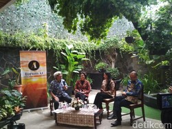 Sri Mulyani dan Chatib Basri Bahas Ekonomi RI Bareng Happy Salma
