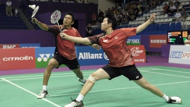 LIliyana Natsir saat berpasangan dengan Nova widianto