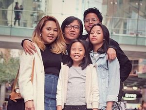 So Cute! Kompaknya Ari Lasso Bersama Istri dan Anak-anak