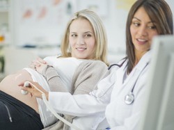 Intip Perkembangan Janin yang Menakjubkan di Trimester Dua