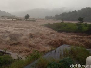 Sungai Meluap, Ribuan Rumah di Gowa Sulsel Terendam Banjir