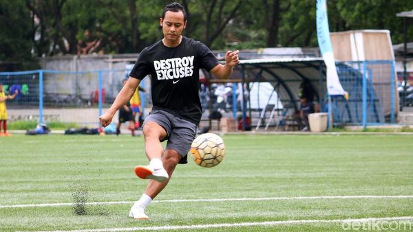 Lord Atep, Eks Pemain Persib yang Diputus Kontrak dan Siap jadi Pelatih