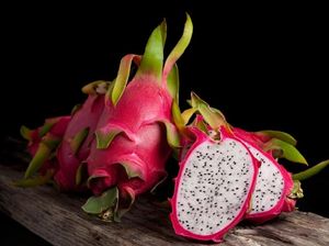 Ini 5 Alasan Mengapa Konsumsi Buah Naga Ampuh Turunkan BB Ini 5 Alasan Mengapa Konsumsi Buah Naga Ampuh Turunkan BB