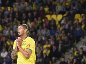 Pesepakbola Eropa Sumbang Dana untuk Teruskan Pencarian Sala Pesepakbola Eropa Sumbang Dana untuk Teruskan Pencarian Sala