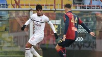 Lucas Paqueta tampil 90 di laga ini. Dia melepaskan 2 tembakan, 1 di antaranya mencapai sasaran. (Foto: Paolo Rattini/Getty Images)
