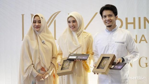 Dhini Aminarti & Dimas Seto