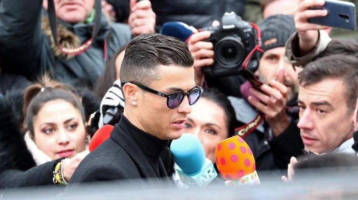 Cristiano Ronaldo dihukum penjara dan denda atas kasus penggelapan pajak di Spanyol. Foto: Sergio Perez/Reuters Cristiano Ronaldo dihukum penjara dan denda atas kasus penggelapan pajak di Spanyol. Foto: Sergio Perez/Reuters