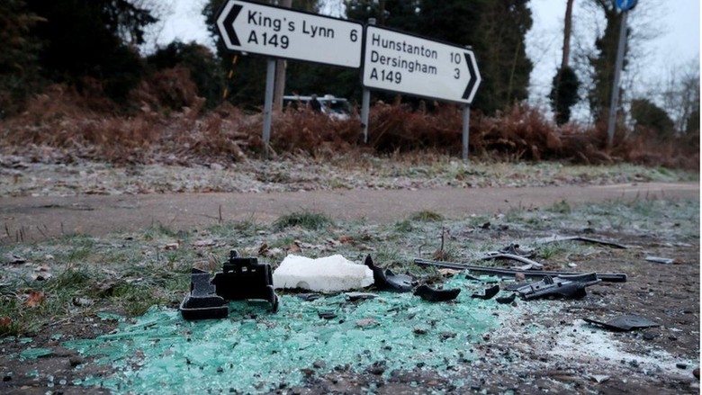 Kecelakaan Pangeran Philip: Puing-puing kendaraan beroda empat dijual di situs lelang eBay. Foto: BBC Magazine Kecelakaan Pangeran Philip: Puing-puing kendaraan beroda empat dijual di situs lelang eBay. Foto: BBC Magazine