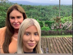 Mampir ke Magelang, Caitlyn Jenner Sedih Tak Bisa Lama di Indonesia
