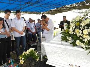 Keluarga Ikhlaskan Kepergian Ester yang Tewas Dibunuh Mantan Karyawan