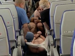 Penumpang Berkelahi di Pesawat Scoot Tujuan Singapura, Pesawat Mendarat di Sydney