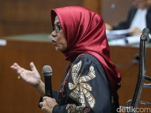 Eni Saragih Jalani Sidang Tuntutan Kasus Suap Proyek PLTU Riau-1 Eni Saragih Jalani Sidang Tuntutan Kasus Suap Proyek PLTU Riau-1
