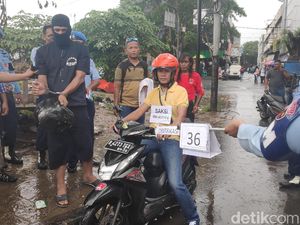 Serda Jhoni Jalani Rekontsruksi Penembakan Letkol Dono di Jatinegara Serda Jhoni Jalani Rekontsruksi Penembakan Letkol Dono di Jatinegara