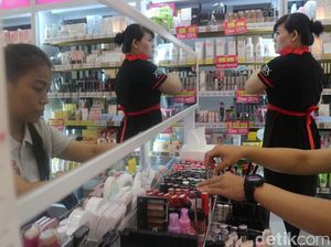 Uniknya Berbelanja Dalam Satu Tempat