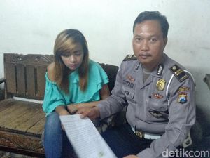 Wanita Cantik yang Ndlosor Saat Balap Liar Mengaku Kapok Wanita Cantik yang Ndlosor Saat Balap Liar Mengaku Kapok