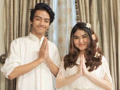 Momen Mesra Pasangan Youtuber Indonesia yang Video Putus Cintanya Viral