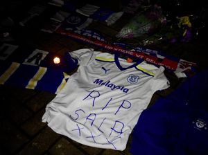 Pencarian Emiliano Sala Dihentikan Pencarian Emiliano Sala Dihentikan