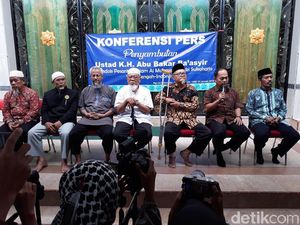 Delay Baasyir Bebas, Keluarga: Yang Persulit Semoga Dapat Hidayah