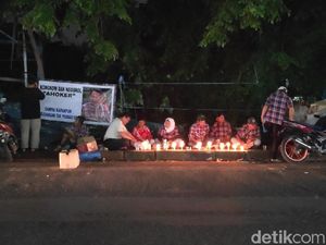 Potret Kesetiaan Ahoker Menanti Ahok Bebas