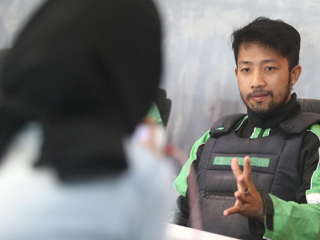 Curhat Driver Ojol: Diomeli Penumpang, Disemangati Bonus Curhat Driver Ojol: Diomeli Penumpang, Disemangati Bonus