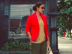 Soraya Haque dan Keluarga Pindah Agama?