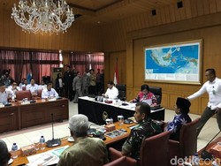 Rakor Karhutla, Wiranto: Malaysia-Singapura Tak Protes Lagi soal Asap