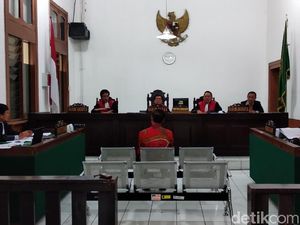 Terima Duit Jual-Beli Jabatan, Bupati Cirebon Buka Rekening Atas Nama ODGJ