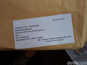 Di Sukoharjo, Indonesia Barokah Langsung Dibakar oleh Takmir Di Sukoharjo, Indonesia Barokah Langsung Dibakar oleh Takmir