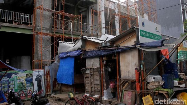 Duh! Pedagang Protes Molornya Revitalisasi Pasar Gang Kancil