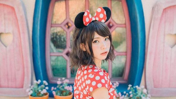 Imutnya Cosplayer Nomor 1 Jepang yang Berpenghasilan Hampir Rp 4 Miliar