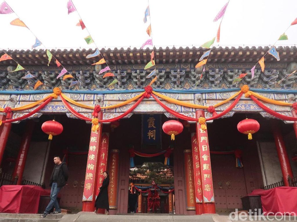 Bixia, Kelenteng Keselamatan Perempuan di Gerbang Surga China Bixia, Kelenteng Keselamatan Perempuan di Gerbang Surga China