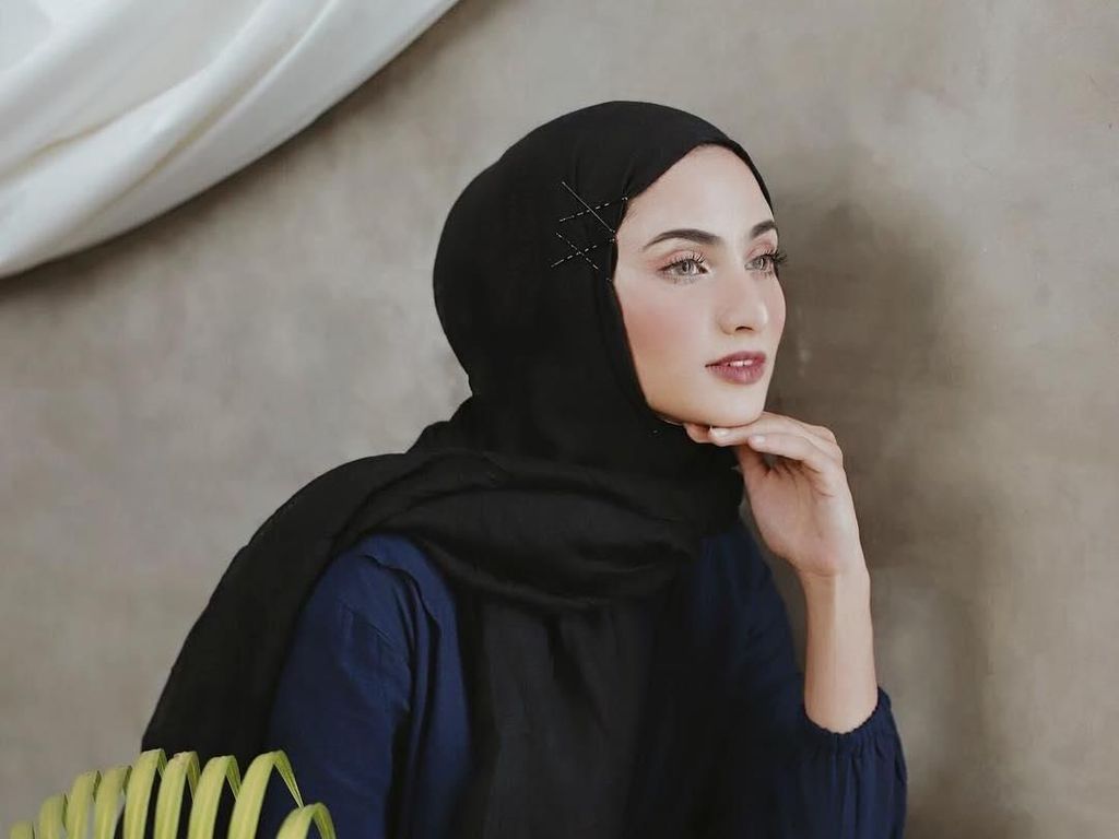 Foto: Tren Hijab Pakai Jepit Rambut Ala Selebgram, Mau Ikutan?