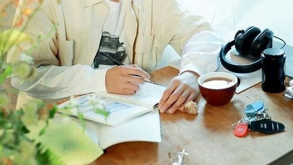 Ini Bukti Kalau Rap Monster, Leader BTS Gemar Ngopi