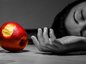 Kebanyakan Makan Buah, Makin Sehat atau Berbahaya?