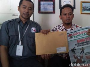 Terima Tabloid Indonesia Barokah, Imam Masjid di Banyumas Lapor ke Panwas Terima Tabloid Indonesia Barokah, Imam Masjid di Banyumas Lapor ke Panwas