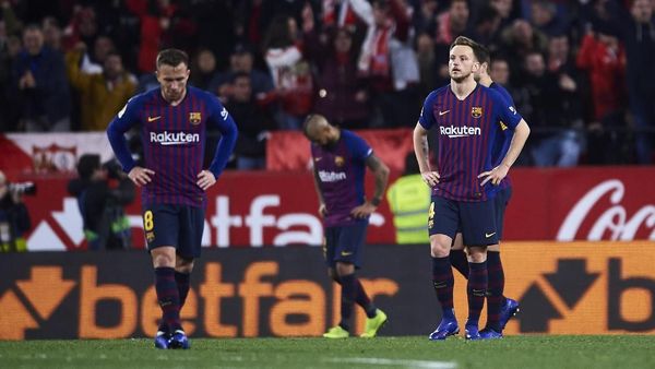 Barcelona Tersungkur di Ramon Sanchez Pizjuan