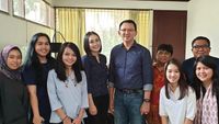 Momen Kebersamaan Ahok Bersama Keluarga Usai Bebas