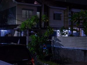 Kembang api di perumahan