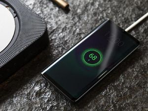 Meizu Pamer Zero, Ponsel Unik Tanpa Tombol dan Lubang