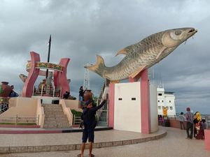 Berwisata di Sampit, Ada Apa di Sana?